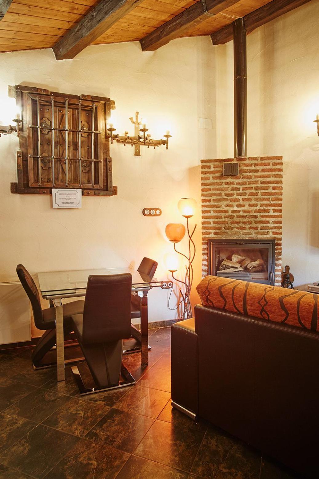 Вилла Casa De Cucu Navaluenga Авила Экстерьер фото