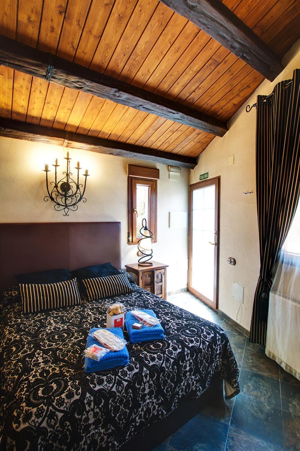 Вилла Casa De Cucu Navaluenga Авила Экстерьер фото