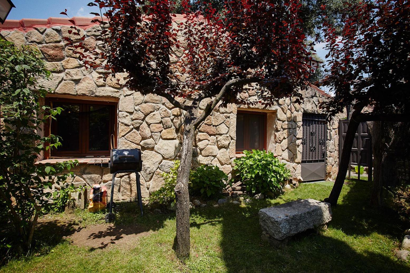 Вилла Casa De Cucu Navaluenga Авила Экстерьер фото